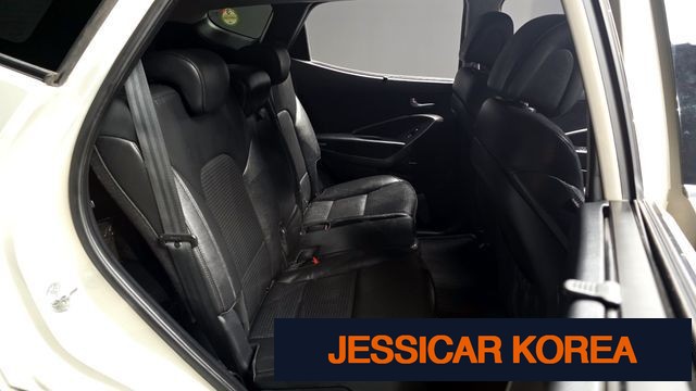 2013 Hyundai Santa Fe DM - Thumbnail 13