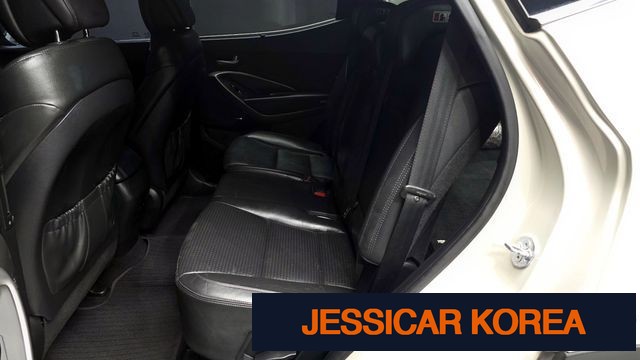 2013 Hyundai Santa Fe DM - Thumbnail 18