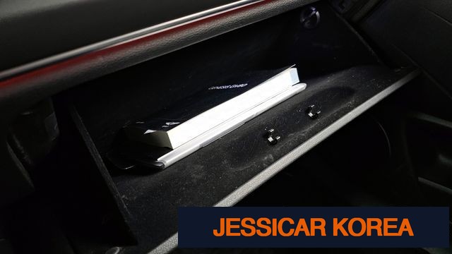 2021 Genesis GV80 - Thumbnail 2