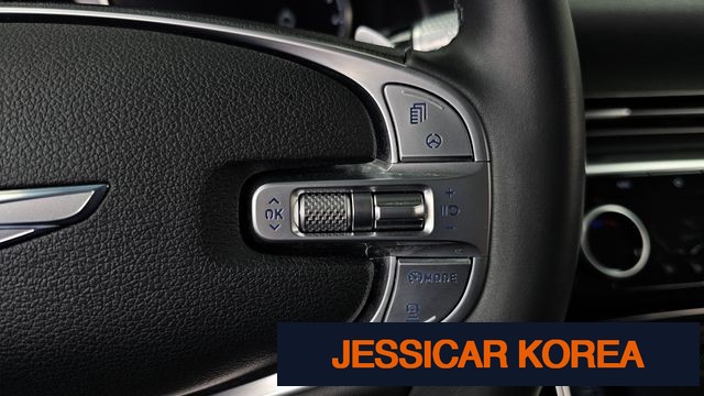 2021 Genesis GV80 - Thumbnail 9