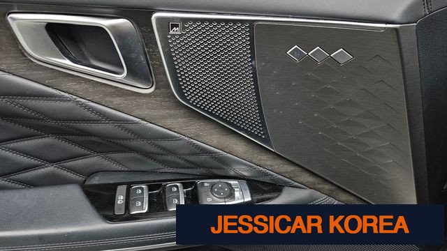 2023 Kia K8 Hybrid - Thumbnail 3