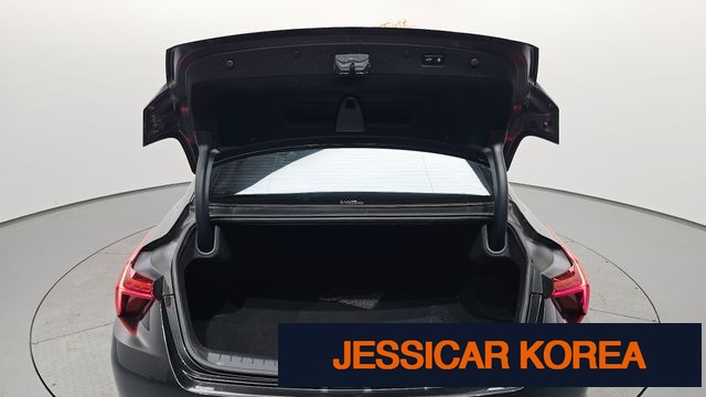 2023 Kia K8 Hybrid - Thumbnail 9