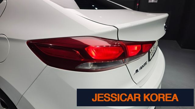 2016 Hyundai Avante AD - Thumbnail 7