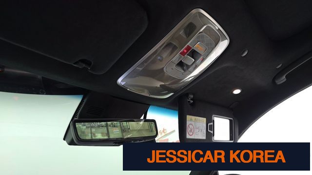 2025 Genesis GV70 - Thumbnail 7