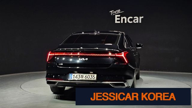 2023 Kia K8 - Thumbnail 4