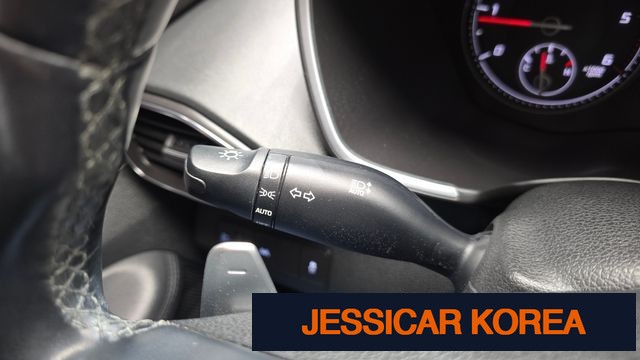 2021 Hyundai The New Santa Fe - Thumbnail 4
