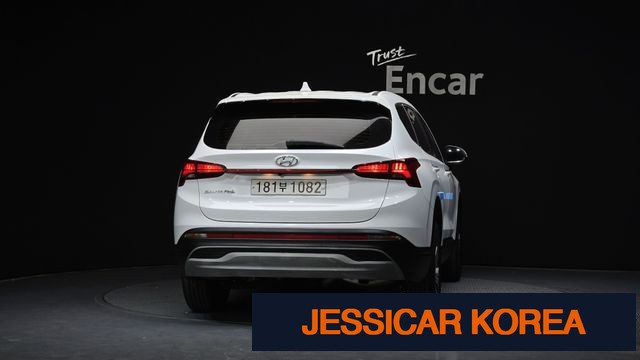 2021 Hyundai The New Santa Fe - Thumbnail 6