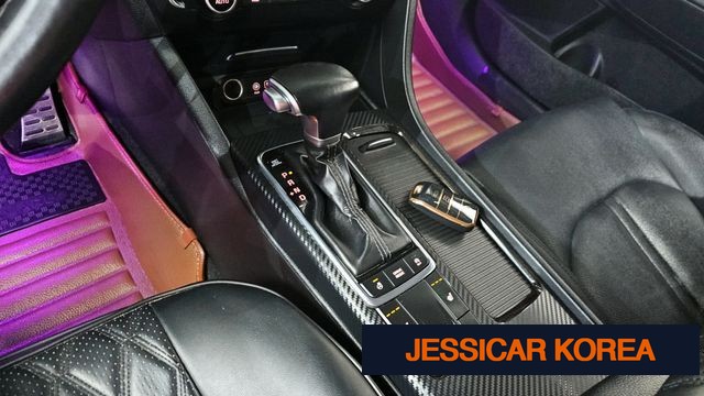 2016 Kia K5 2nd generation - Thumbnail 3