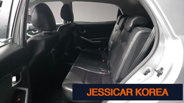 2015 KG Mobility New Korando C - Thumbnail 5