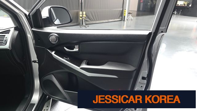 2015 KG Mobility New Korando C - Thumbnail 10
