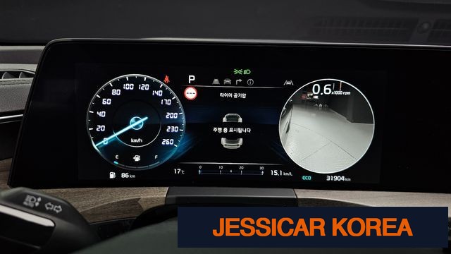 2023 Kia K8 - Thumbnail 2
