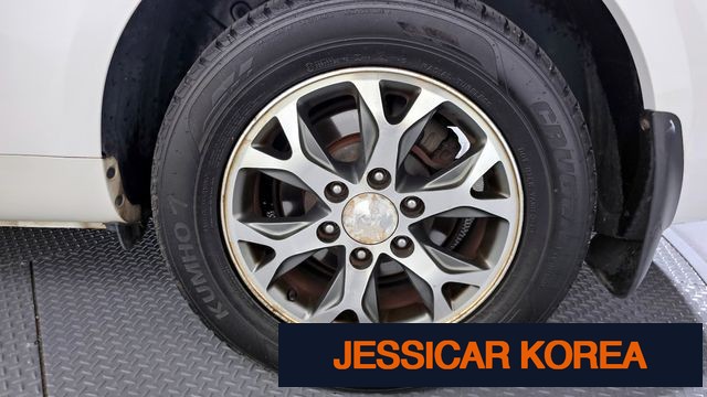2013 Kia Carnival R - Thumbnail 3