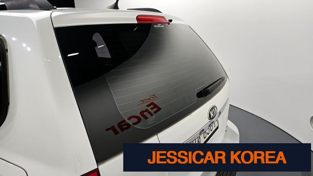 2013 Kia Carnival R - Thumbnail 4