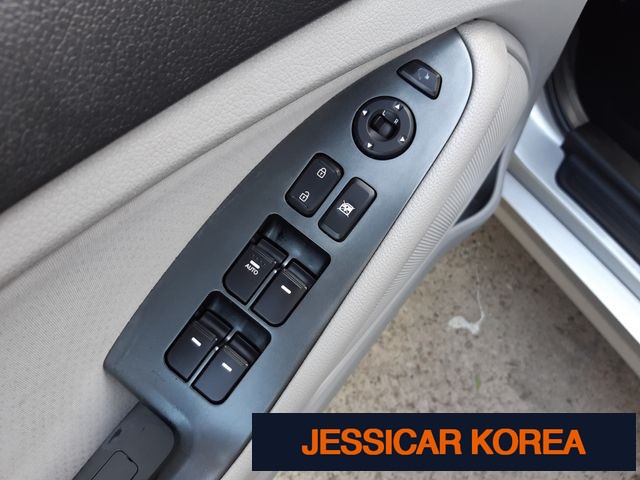 2013 Kia K5 - Thumbnail 5