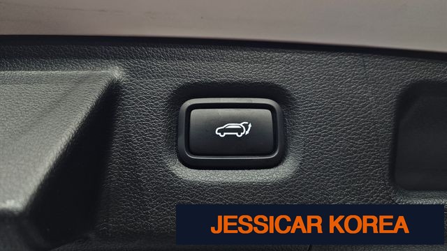 2022 Hyundai The New Santa Fe - Thumbnail 2