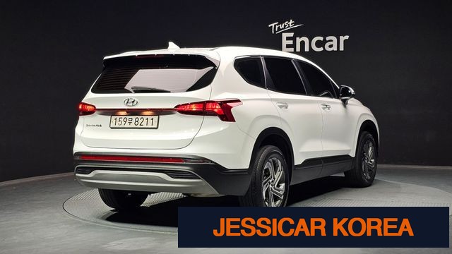 2022 Hyundai The New Santa Fe - Thumbnail 3