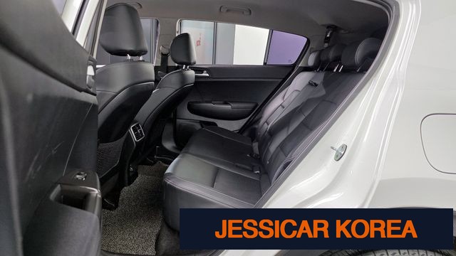 2019 Kia Sportage the bold - Thumbnail 10