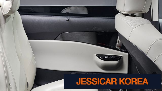 2023 Kia Carnival 4th Gen - Thumbnail 10