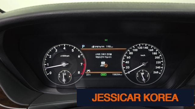 2016 Genesis EQ900 - Thumbnail 6