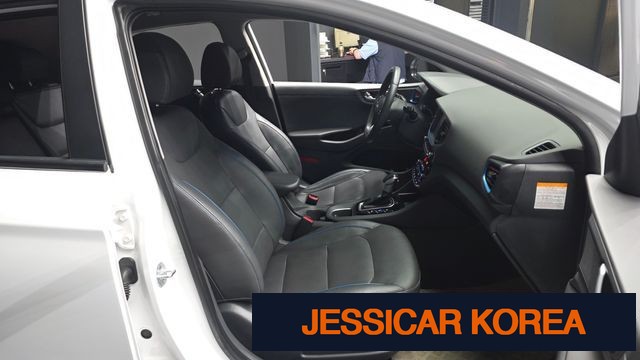 2016 Hyundai Ioniq Hybrid - Thumbnail 5