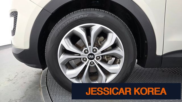 2015 Hyundai Santa Fe DM - Thumbnail 5