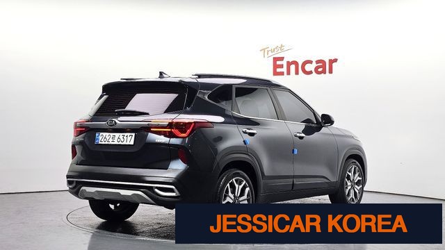 2021 Kia Seltos - Thumbnail 3