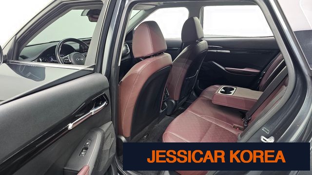 2021 Kia Seltos - Thumbnail 8