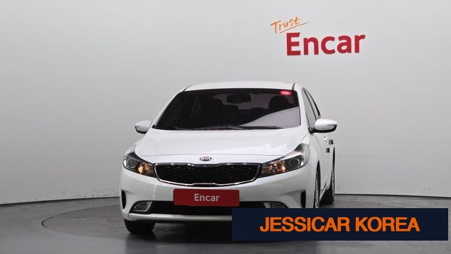 2017 Kia The New K3 - Thumbnail 3