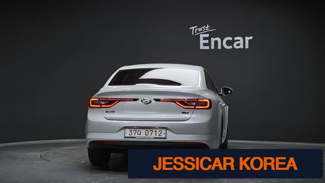 2016 Renault Korea SM6 - Thumbnail 6