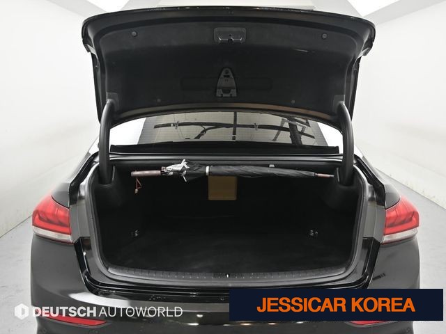 2014 Hyundai Genesis DH - Thumbnail 10