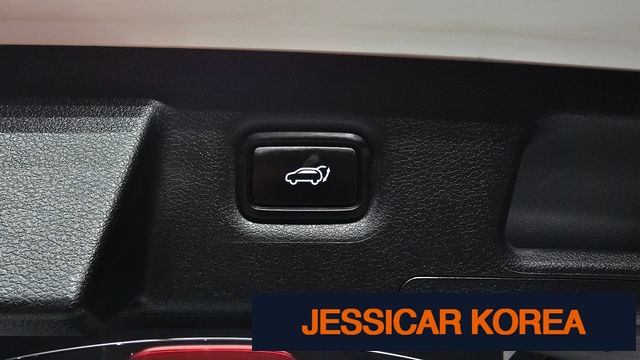 2021 Hyundai The New Santa Fe - Thumbnail 6