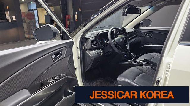 2023 KG Mobility Very New Tivoli - Thumbnail 8