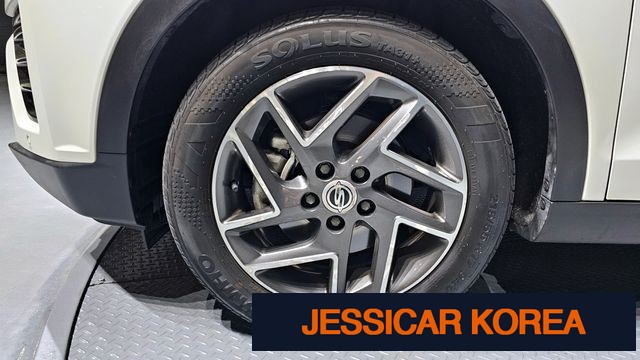 2023 KG Mobility Very New Tivoli - Thumbnail 10
