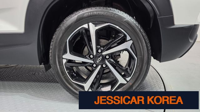 2023 Chevrolet Trailblazer - Thumbnail 4