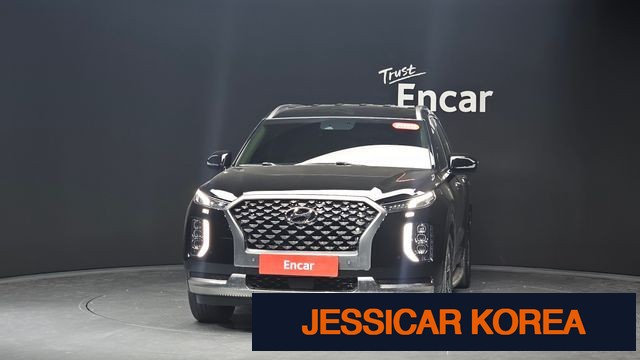2022 Hyundai Palisade - Thumbnail 2