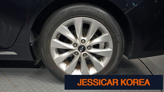2016 Kia K5 2nd generation - Thumbnail 8