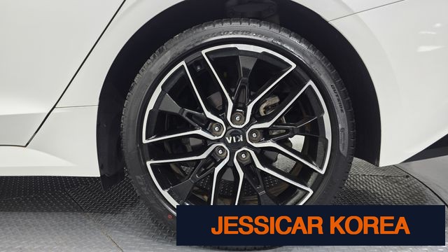 2021 Kia K5 3rd Gen - Thumbnail 10