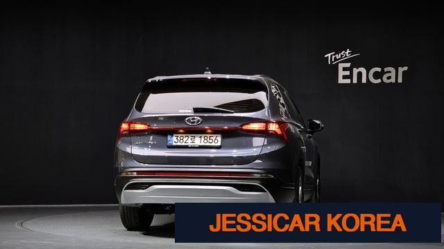 2021 Hyundai The New Santa Fe - Thumbnail 3