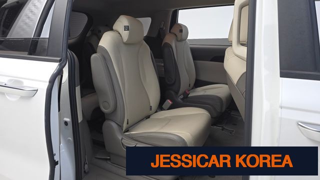 2022 Kia Carnival 4th Gen - Thumbnail 4