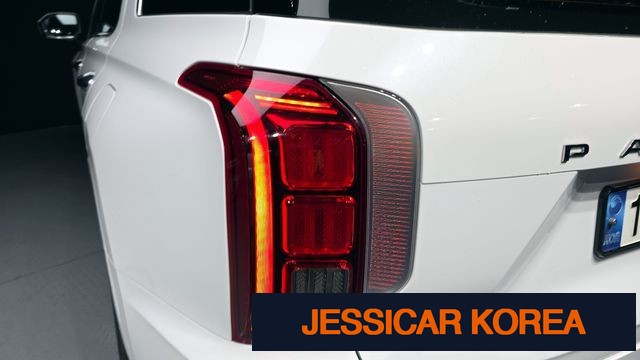 2022 Hyundai Palisade - Thumbnail 8