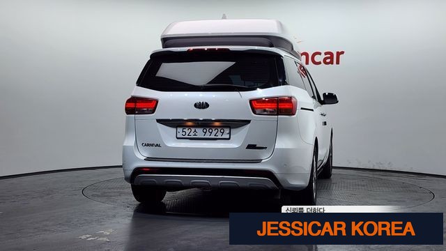 2015 Kia All New Carnival - Thumbnail 7
