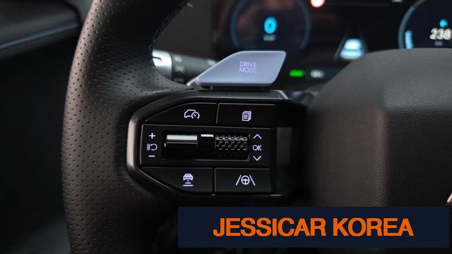 2024 Hyundai Ioniq 5 - Thumbnail 5