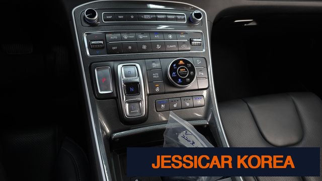 2023 Hyundai The New Santa Fe - Thumbnail 8