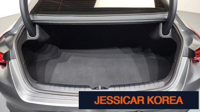2022 Kia K8 - Thumbnail 6