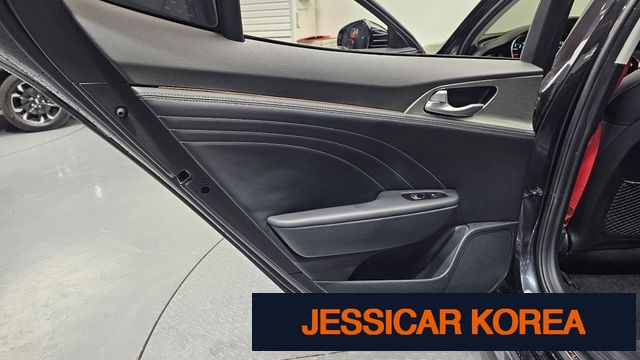 2021 Kia Stinger Meister - Thumbnail 2