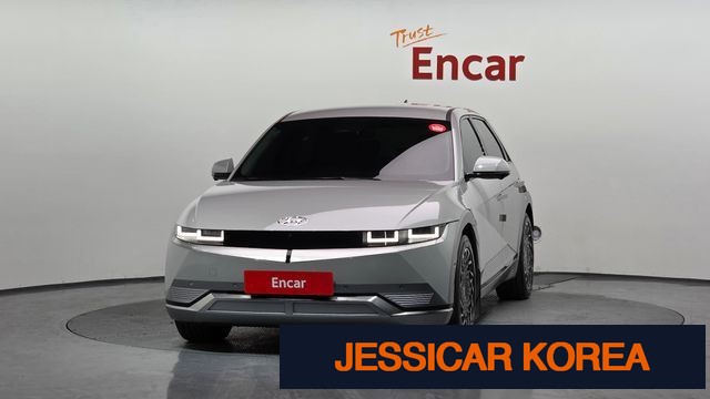 2022 Hyundai Ioniq 5 - Thumbnail 2