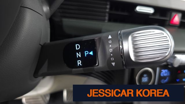 2022 Hyundai Ioniq 5 - Thumbnail 8