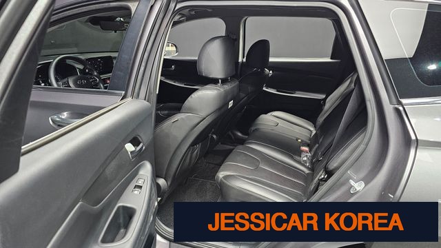 2021 Hyundai The New Santa Fe - Thumbnail 4