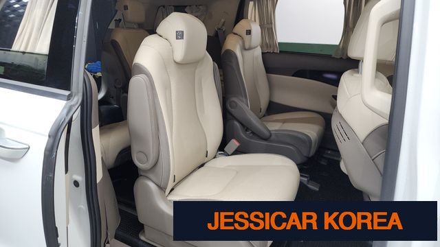 2022 Kia Carnival 4th Gen - Thumbnail 4