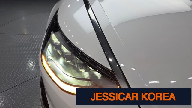 2022 Hyundai Sonata Hybrid (DN8) - Thumbnail 3